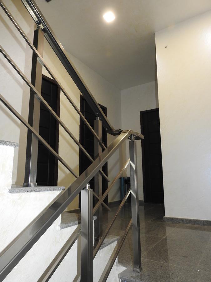 Iko'S Family Apartments Batumi Exterior foto
